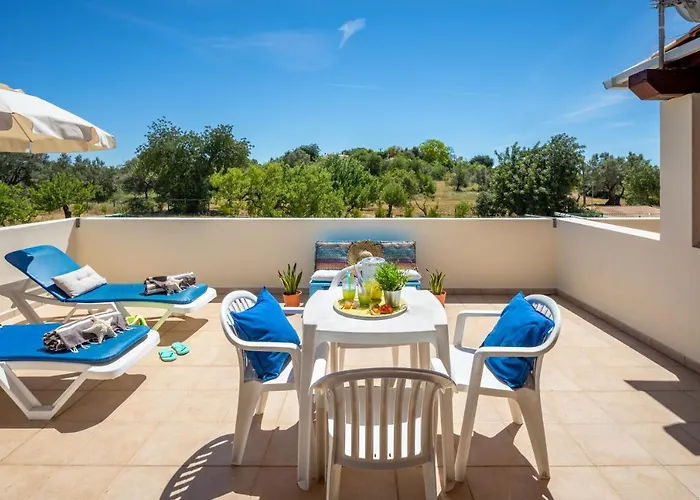 Apartament Casa Brito, By Algarveblossom *